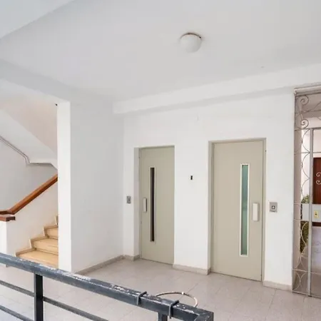 Balcon Frente A La Catedral, Parking Y Ascensor Apartment Almeria